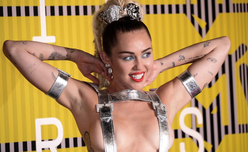 Escándalos sexuales de Miley Cyrus