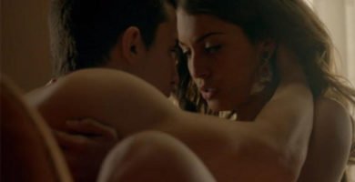 Sexo entre entre Morey y Fátima en El príncipe