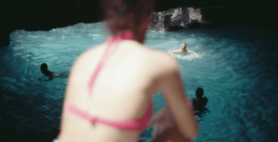 El Sexy y Prohibido Baño de Marina Rivers
